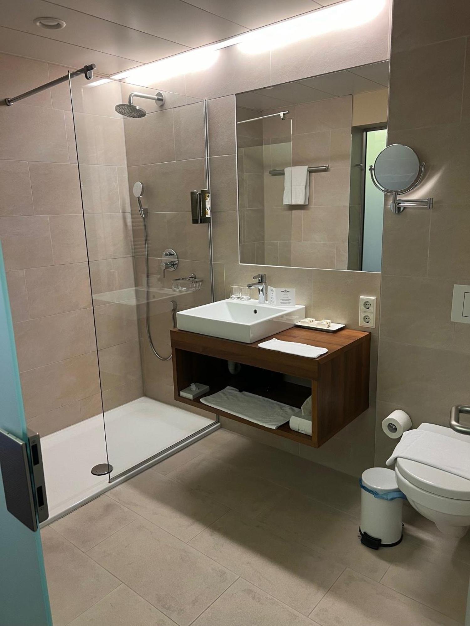 Hotel Gasthof Kroenele Lustenau Luaran gambar