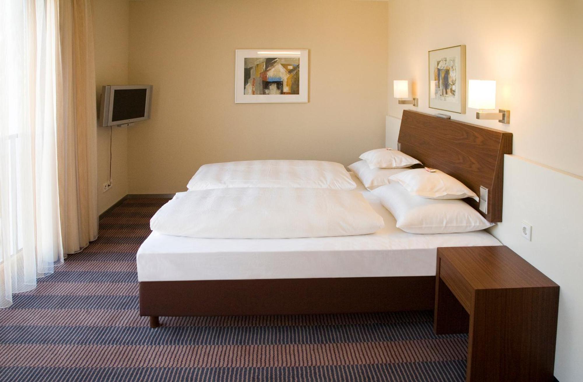 Hotel Gasthof Kroenele Lustenau Luaran gambar
